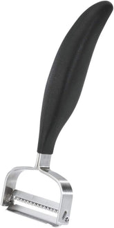 13660 Julienne Peeler, Striscia