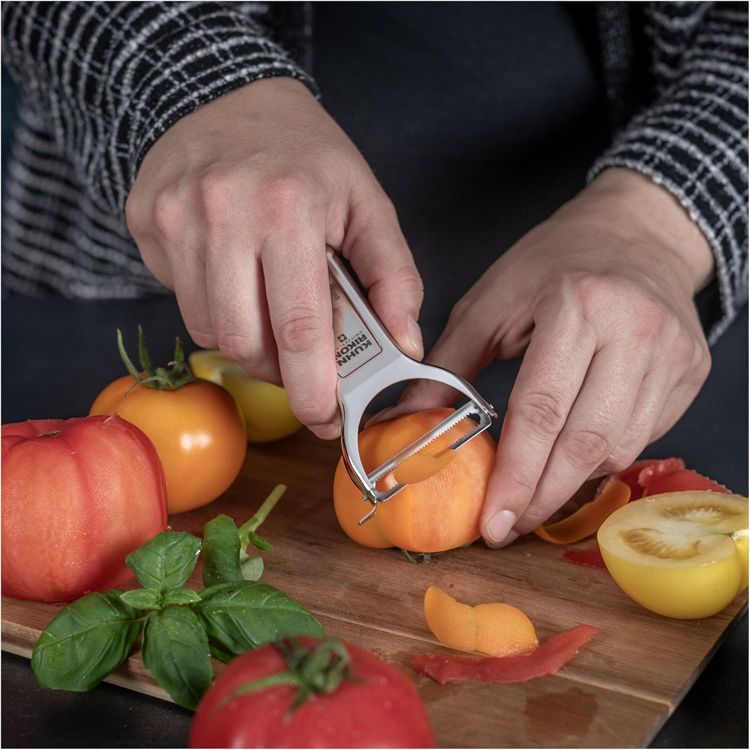 "Swiss Metallic" Julienne Cross Peeler, Silver