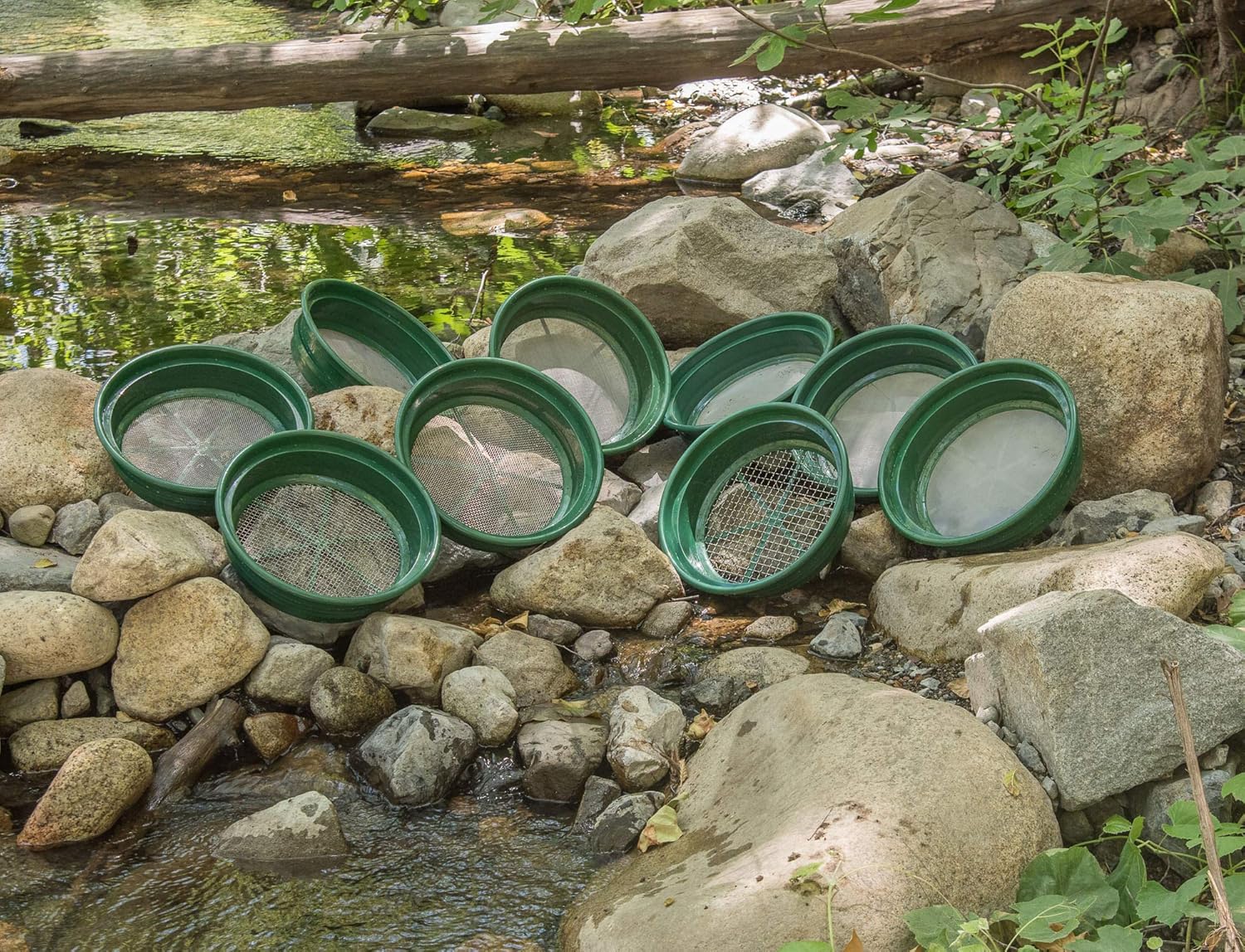 13.25 Inch Wide Stackable Classifier Gold Prospecting Pan - 1/8 Inch Stainless Steel Mesh Sifting Pan, Green