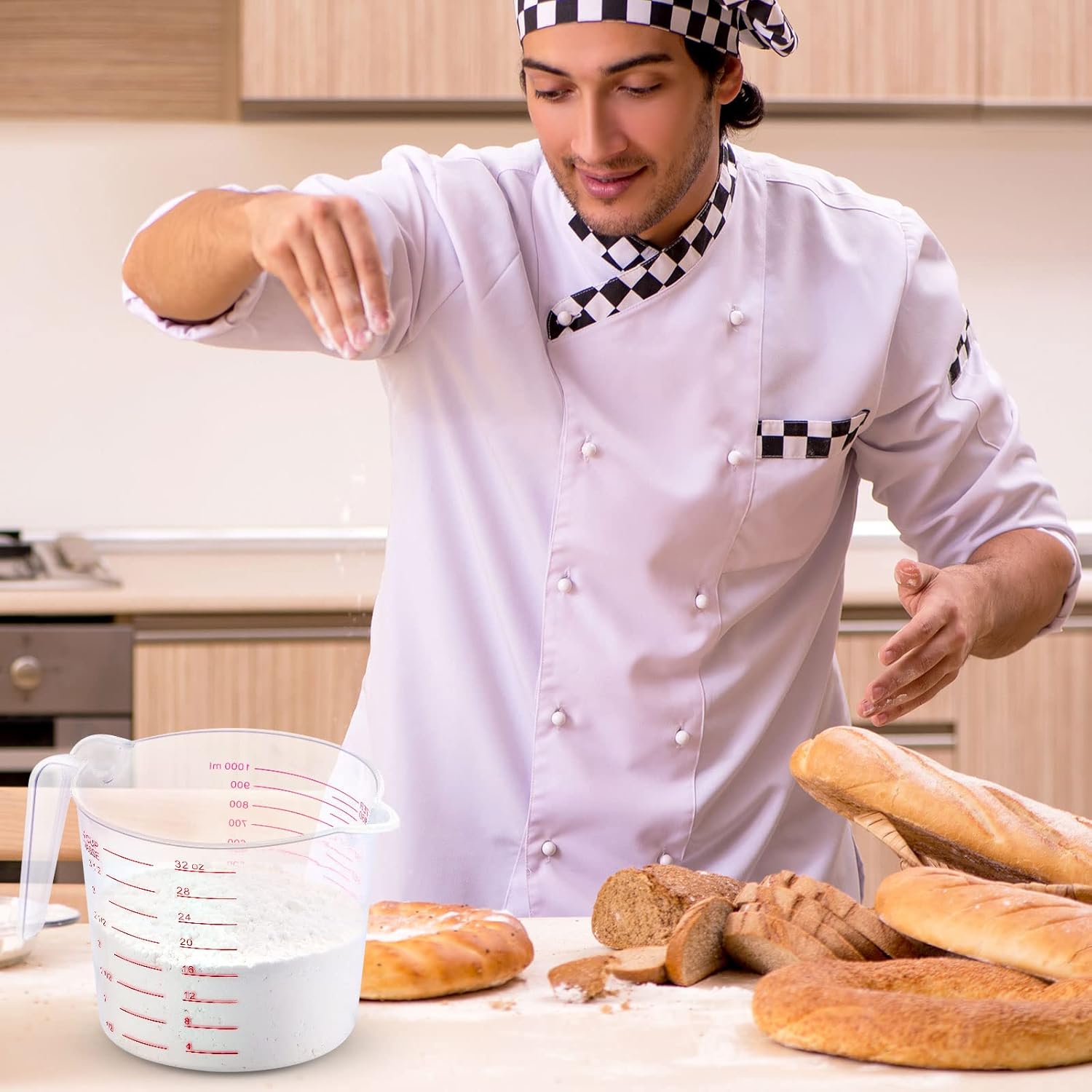 12 Pcs 4 Cup/32 oz Measuring Cups Capacity Clear Plastic Measuring Cups with Spout and Handle Grip 1000 ml Marking for Oil Flour, Water, Liquid, Ingredient