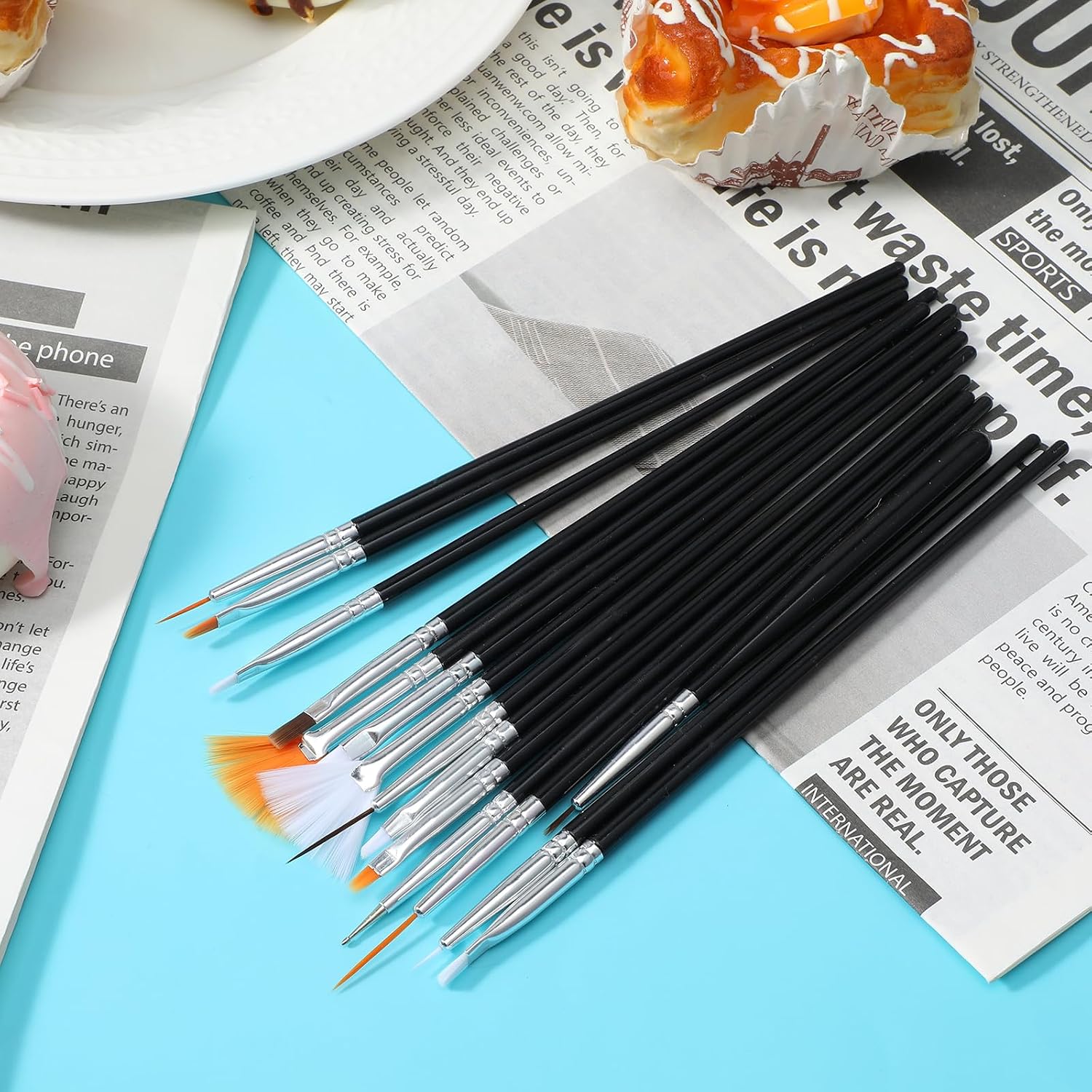 15 PCS Cake Decorating Brushes, Sugar Cookie Decorating Brushes Kit | Food Safe Basting Brush Multifunctional Decorative Baking Supplies Candy Icing Pastry Brush for Bakers(Black)