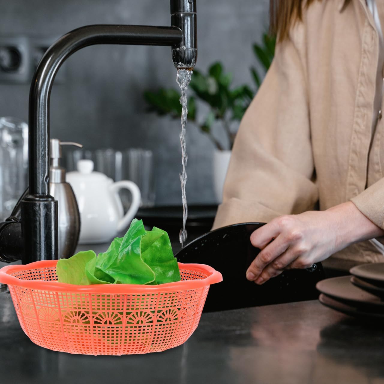 10-Pack Plastic Drain Basket 9.05-Inch Multi-Functional Kitchen Colander for Rice Washing and Vegetable Straining with Comfortable Grip