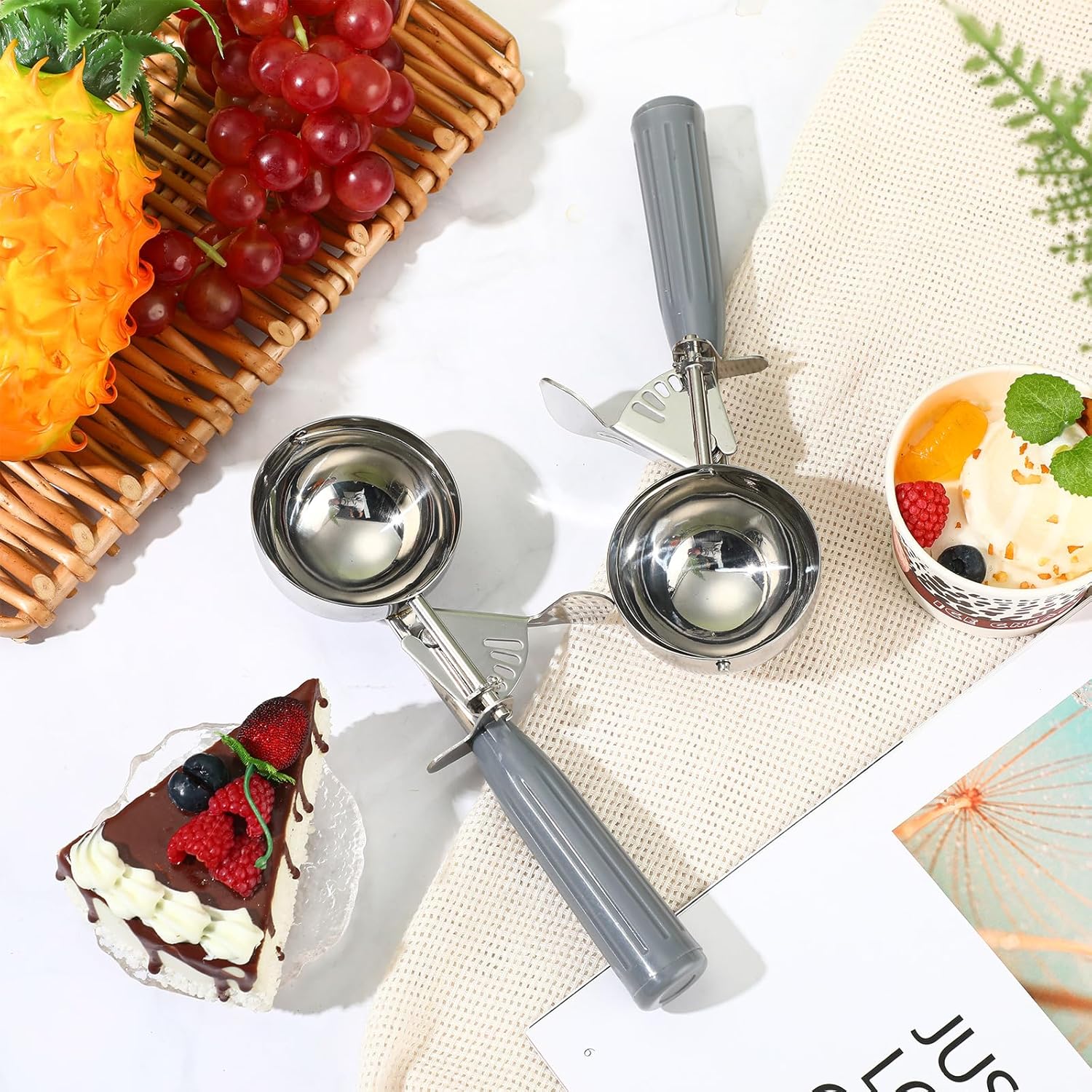 1 Pcs Release Cookie Scoops Ice Cream Scooper with Trigger Release Portion Scoop Stainless Steel for Portion Control, Baking Food, Cookie Dough (8 oz,Ivory)