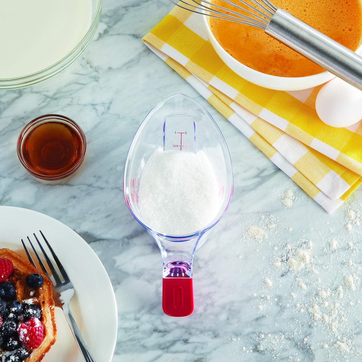1 Cup Angled Measuring Cup, Easy-Read Markings for Precise Measuring, Dishwasher Safe Kitchen Tool for Baking and Cooking