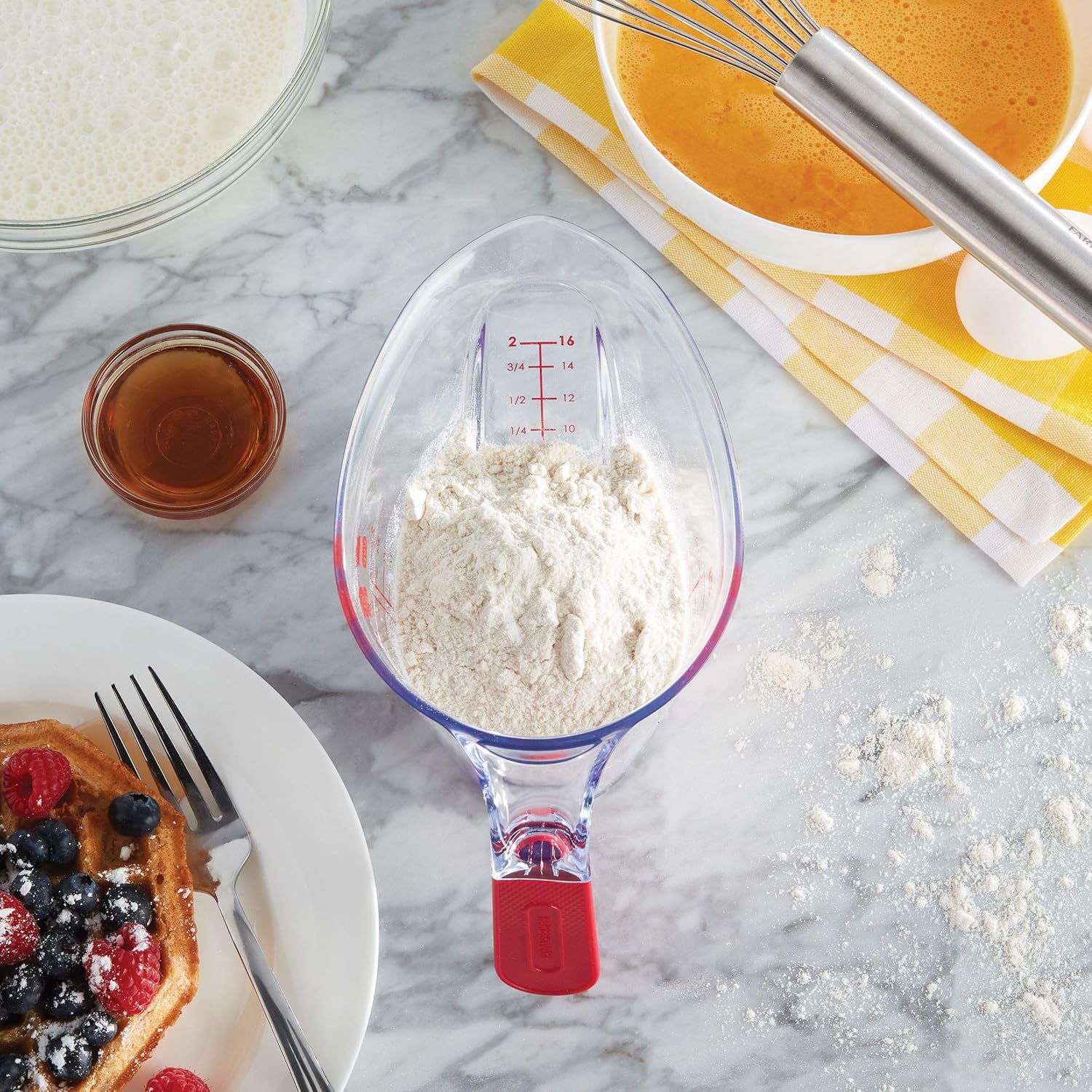 1 Cup Angled Measuring Cup, Easy-Read Markings for Precise Measuring, Dishwasher Safe Kitchen Tool for Baking and Cooking