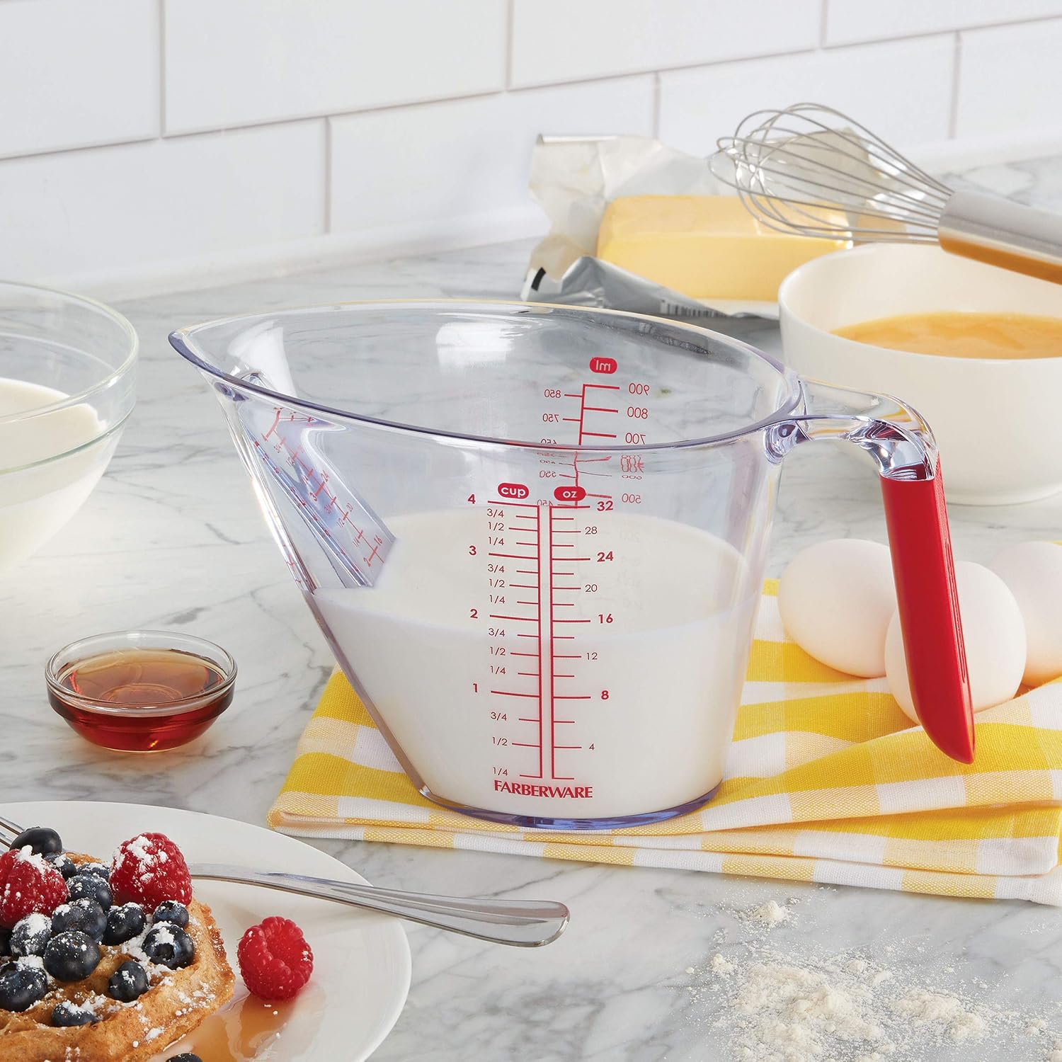 1 Cup Angled Measuring Cup, Easy-Read Markings for Precise Measuring, Dishwasher Safe Kitchen Tool for Baking and Cooking