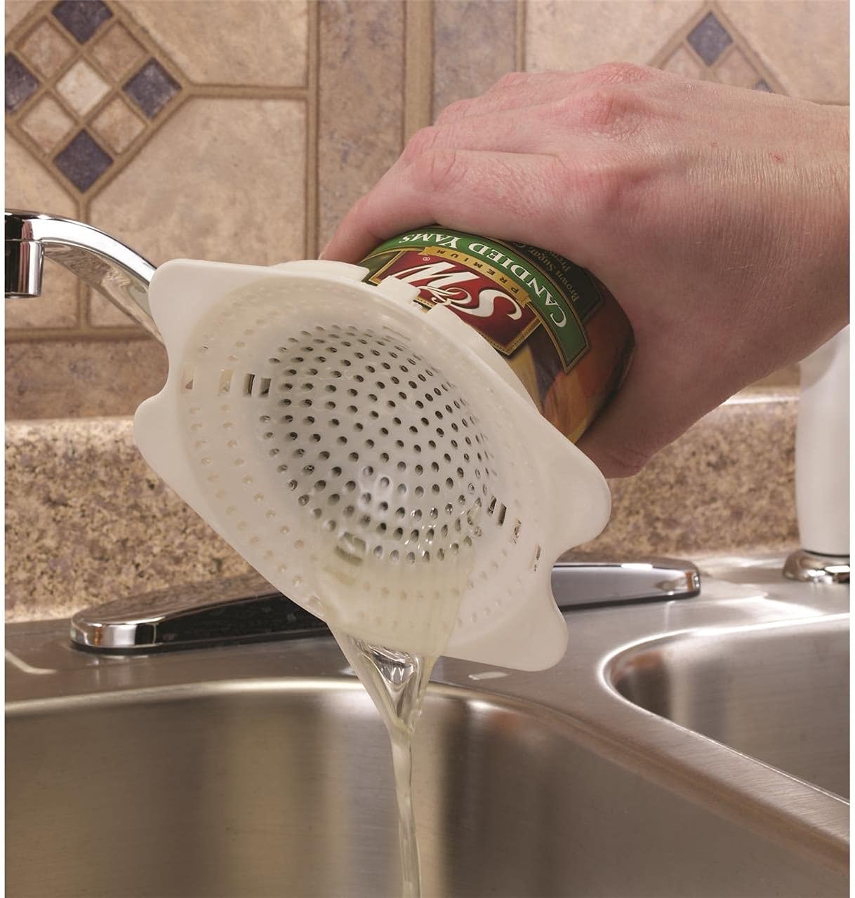 06037 Snap-on Can Strainer - White One Size – Saves Time, Reduces Mess, Fits Most Can Sizes